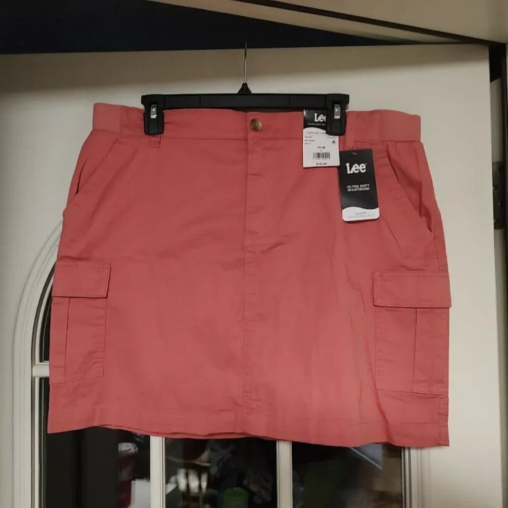 New Lee Dark Coral Mid Rise Skort Ultra Soft Waistband Women's 16M